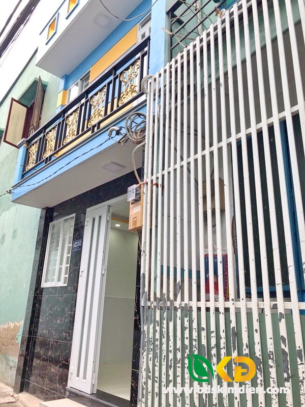 Bán nhà đẹp 1 trệt, 1 lầu, hẻm 1422 Huỳnh Tấn Phát, quận 7.